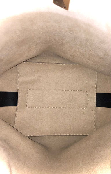 GV Bucket Bag Goatskin Leather Medium