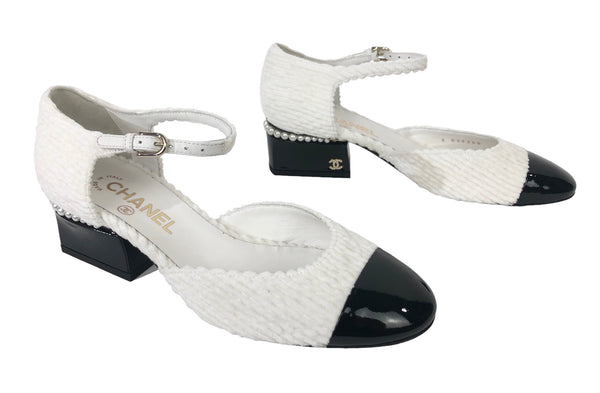 Black and White D'Orsay Mary Jane Pumps | Size US 8 - IT 38