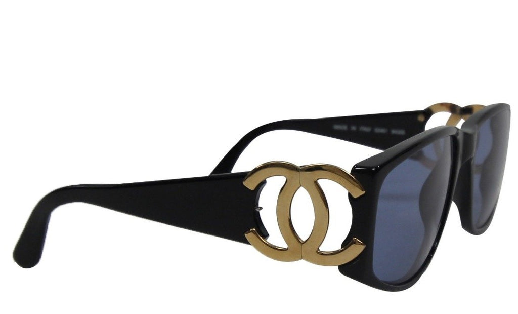 Chanel Vintage Chanel Black with Large Gold CC Logo Sunglasses -02461