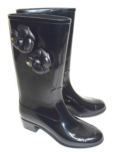 Chanel Camellia Black Rain Rubber Boots/Booties Sz 7.5/38 – Baggio  Consignment