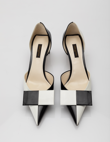 Black and White Leather D'Orsay Bow Pointed Toe Pumps | Size 38