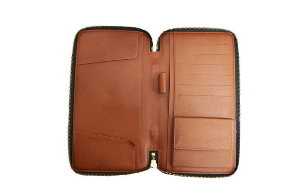 Louis Vuitton | Passport Cover