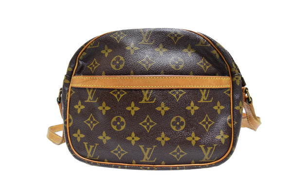 Louis Vuitton | Crossbody with Top Zipped Closure