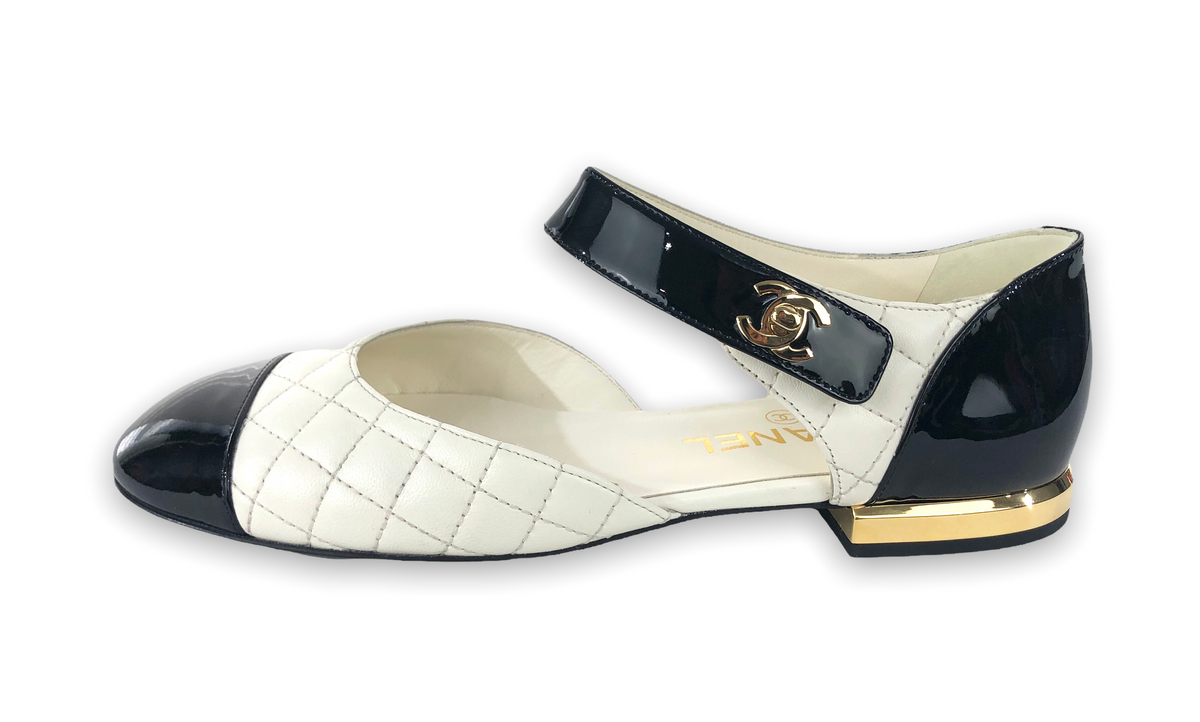 Chanel 2022 Mary-Jane Flats Pearl White Leather 38.5 22B G39281