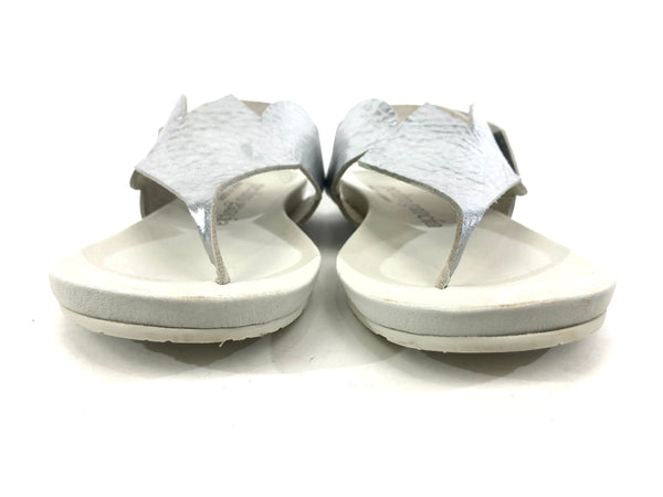 Josefa Metallic Leather Geometric Thong Sandals | Size 7.5