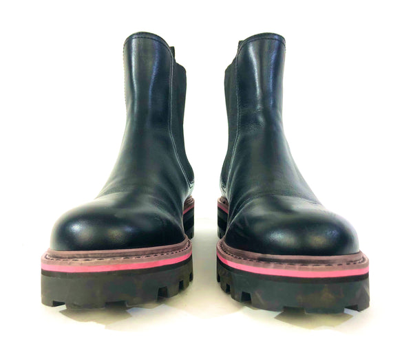 Cruise Blayse Leather Chelsea Flat Boots | Size US 8 - IT 38.5