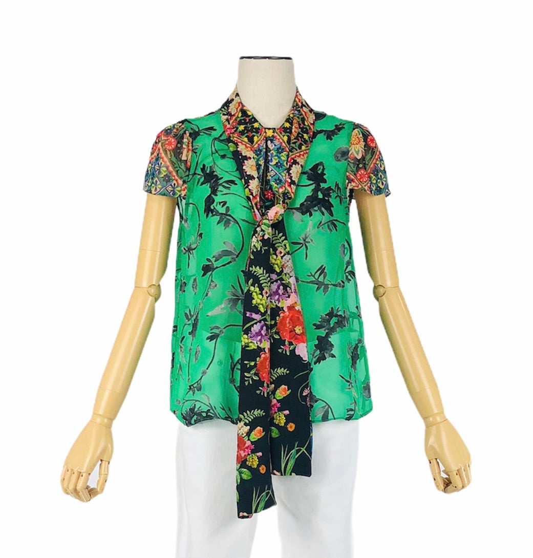 Jeanni Pussy Bow-Collar Cap Sleep Button Front Blouse | Size XS
