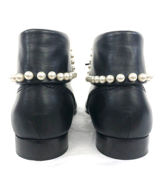 Lace Up Ankle Boots with Faux Pearls | Size US 9 - IT 40