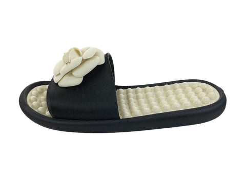 Black and White Rubber Camellia Slides | Size US 7.5/8 - IT 40