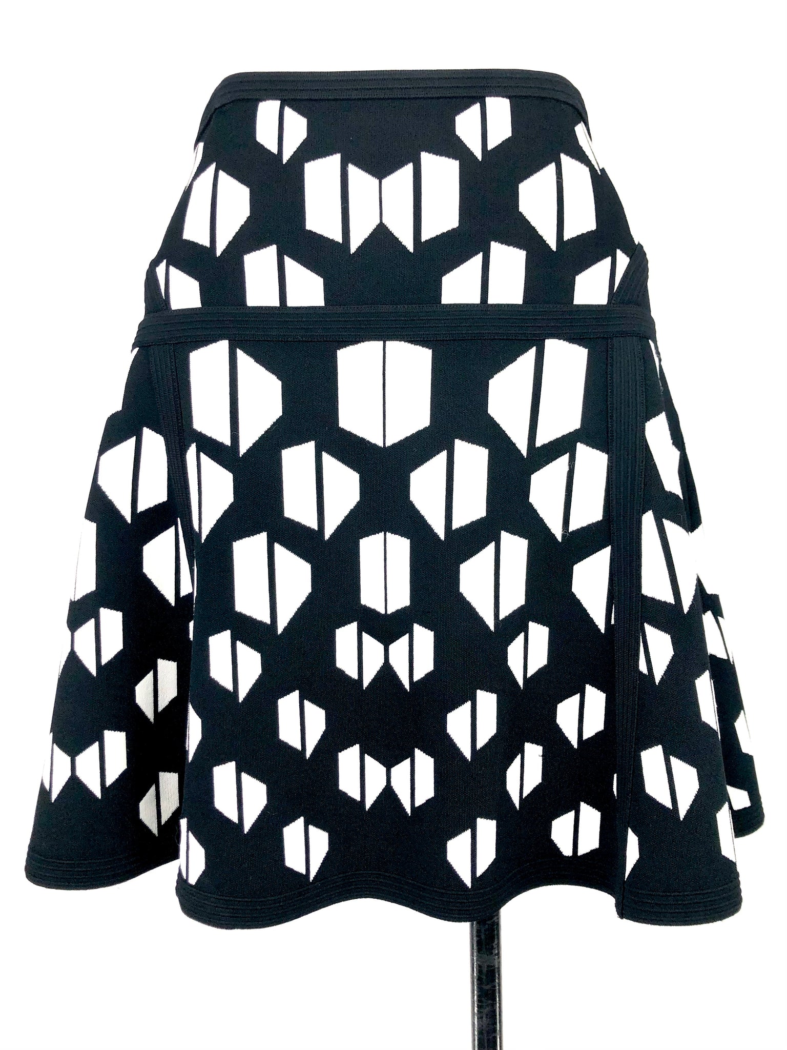 Black and White "Flote" Skater Skirt | Size 0-2