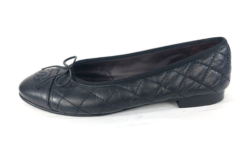 Aged Calfskin Interlocking CC Logo Leather Ballet Flats | Size US 6.5 - EU 37
