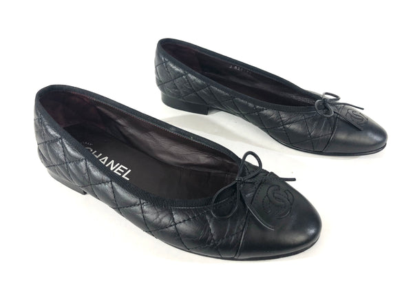 Aged Calfskin Interlocking CC Logo Leather Ballet Flats | Size US 6.5 - EU 37