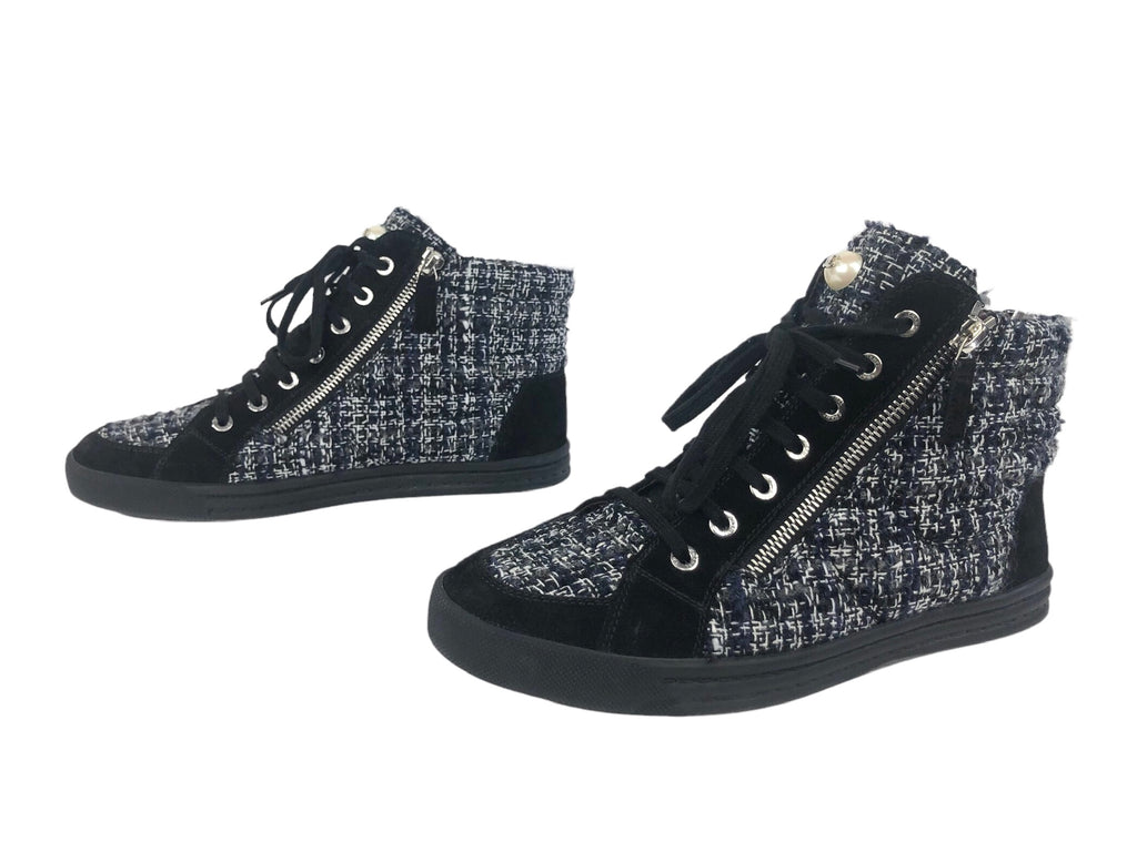 Tweed High Top Sneakers Interlock CC on Pearl