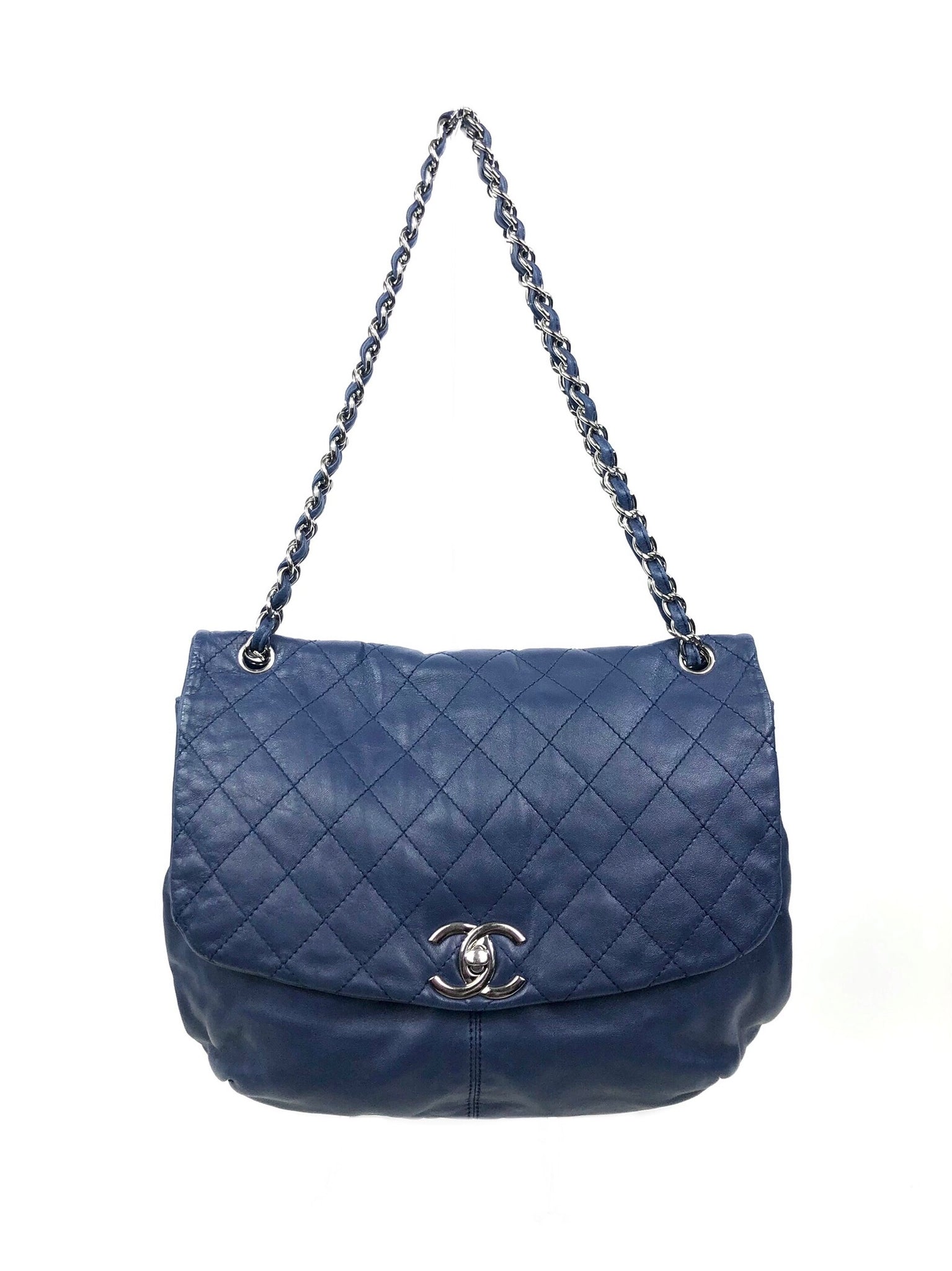 CHANEL Lambskin Quilted Large Chanel 19 Flap Light Blue