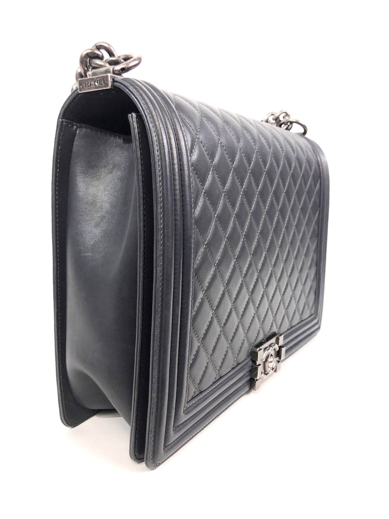 Charcoal Grey Boy Chanel Wallet on Chain Crossbody Bag – Baggio Consignment