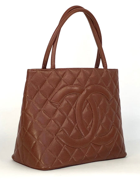 Medallion Quilted Caviar Leather Handbag Tote