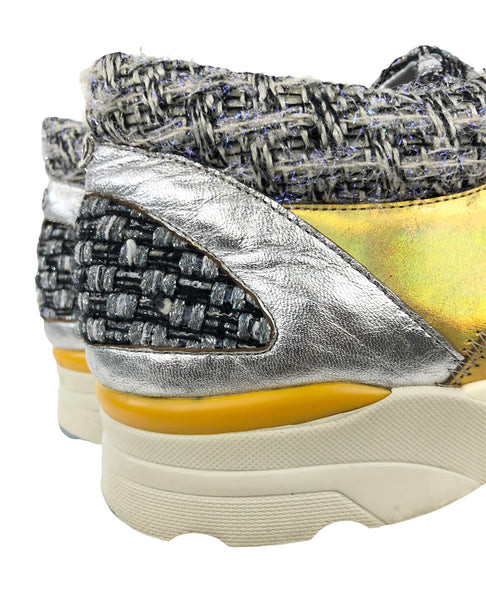 Interlocking Tweed Gold Silver Low Top Sneakers | Size US 8.5 - IT 39.5