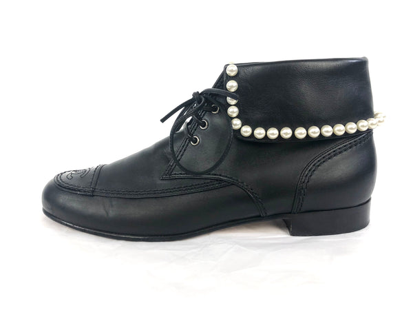 Lace Up Ankle Boots with Faux Pearls | Size US 9 - IT 40