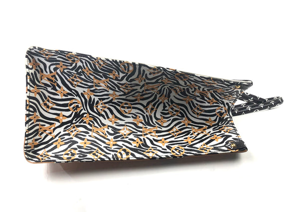 ONTHEGO GM Jungle Reverse Giant Monogram Tote